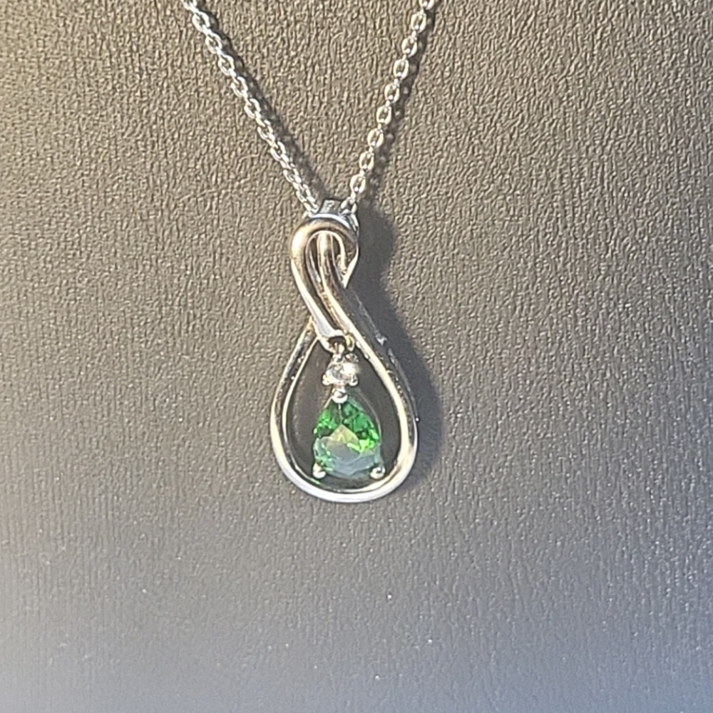 P39. Emerald & Sapphire 925 Sterling Silver Necklace 18" SIGNED, NEW W TAG